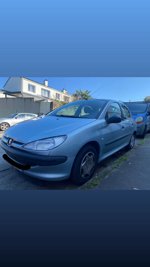Peugeot 206 1.4 HDi XR Pr&eacute;sence 2002 occasion Nantes 44000
