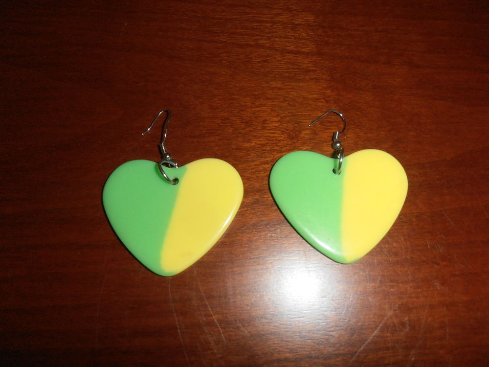 Boucles d'oreilles coeurs 4 (28b) Bijoux et montres