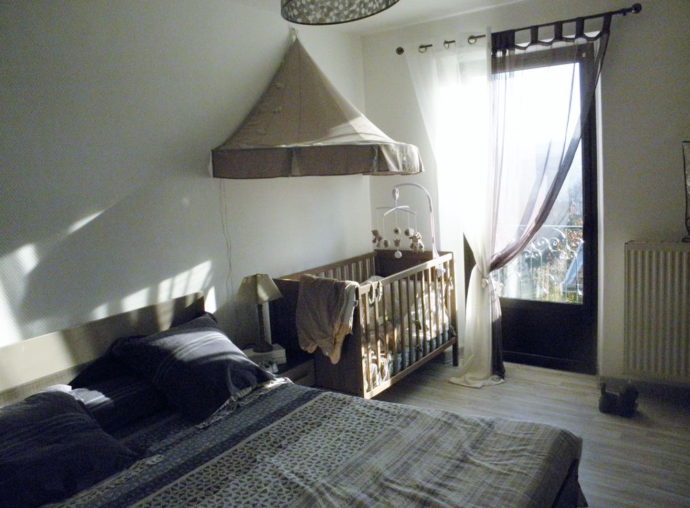 Location Appartement BEAU T2 AVEC COUR ET GARAGE PROCHE LE PUY EN VELAY Polignac