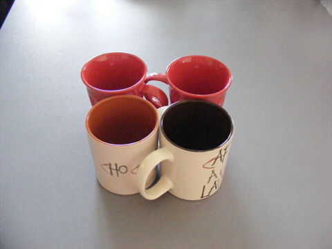 Lot de tasses 6 tasses 10 Saint-Pompont (24)