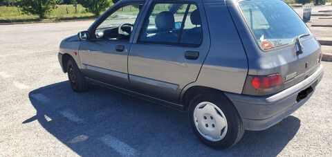 Renault clio 1.4i RN A