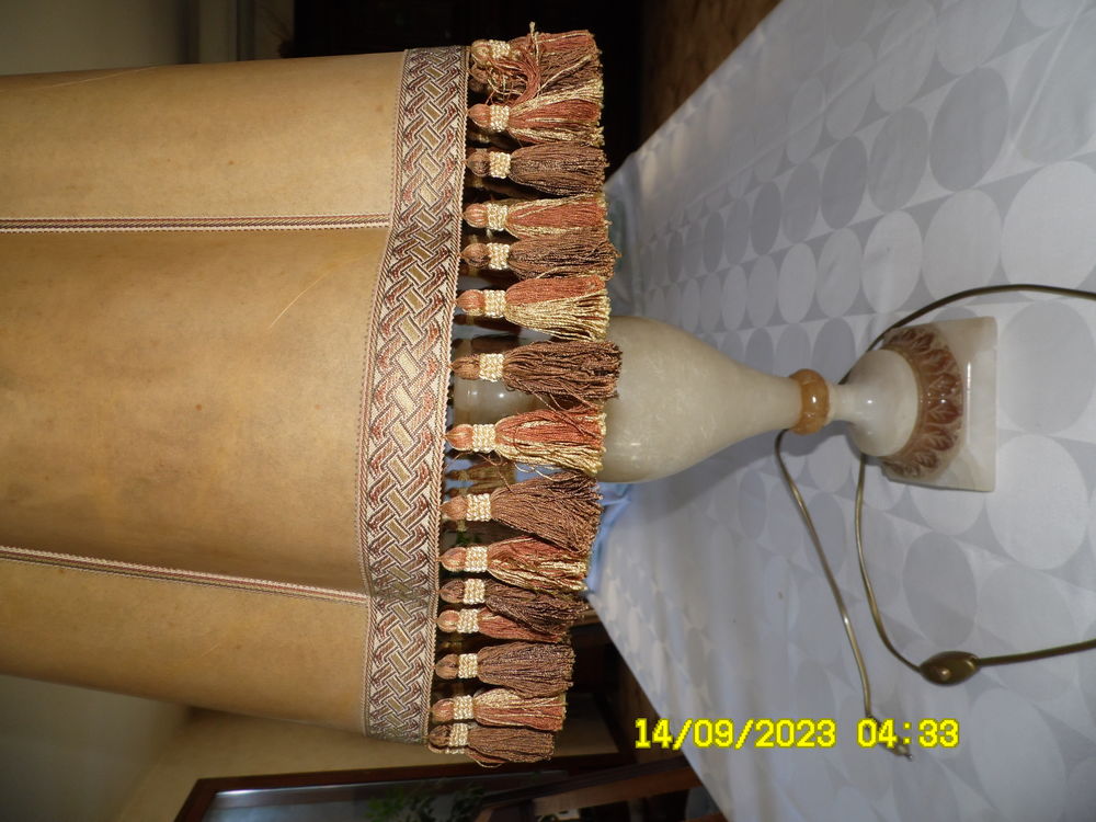 LAMPE en ALB&Acirc;TRE Décoration