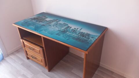 bureau en bois avec plaque de verre 0 Bouxires-aux-Chnes (54)