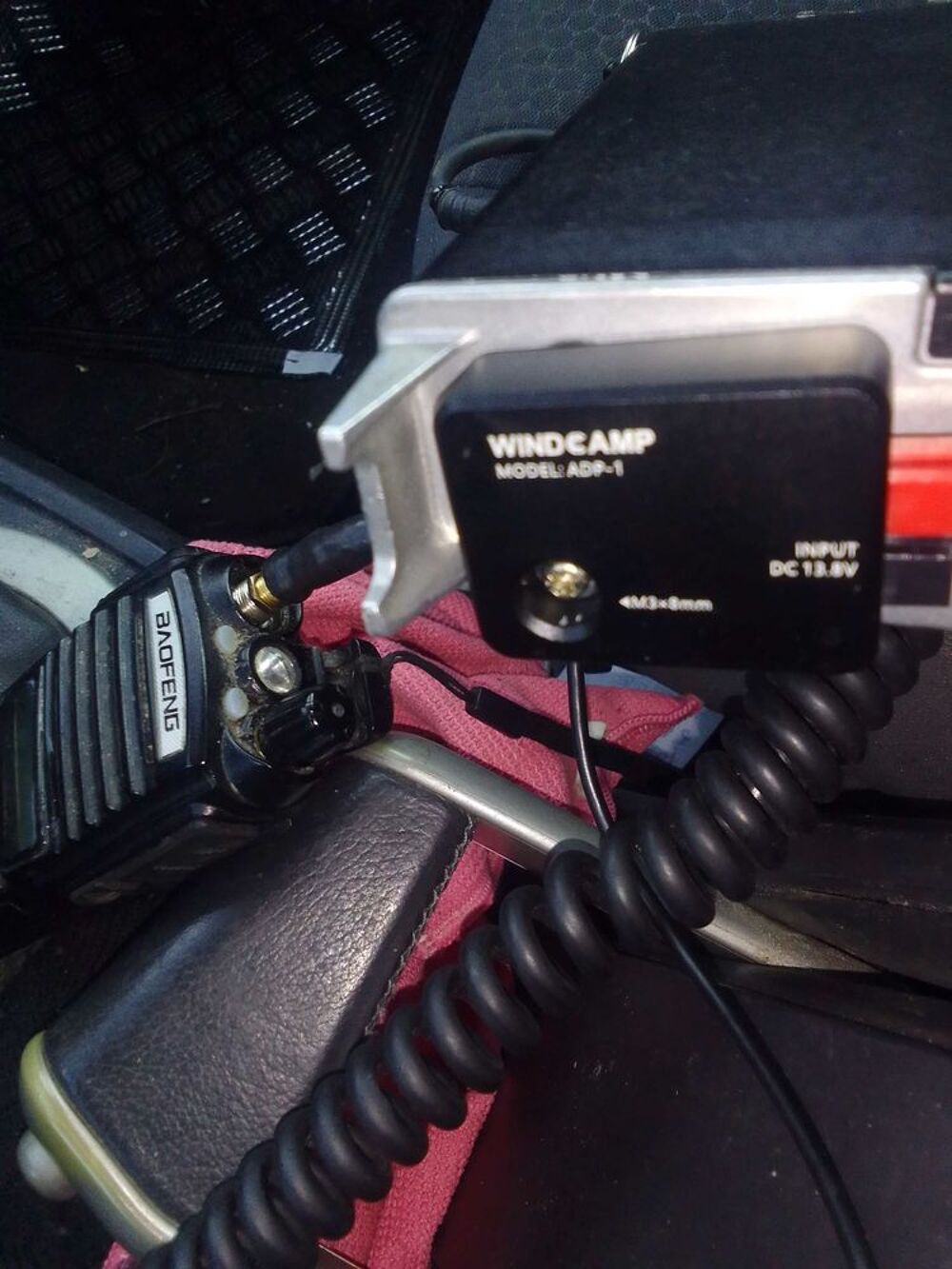poste yaesu 817 complet marche tr&egrave;s bien 