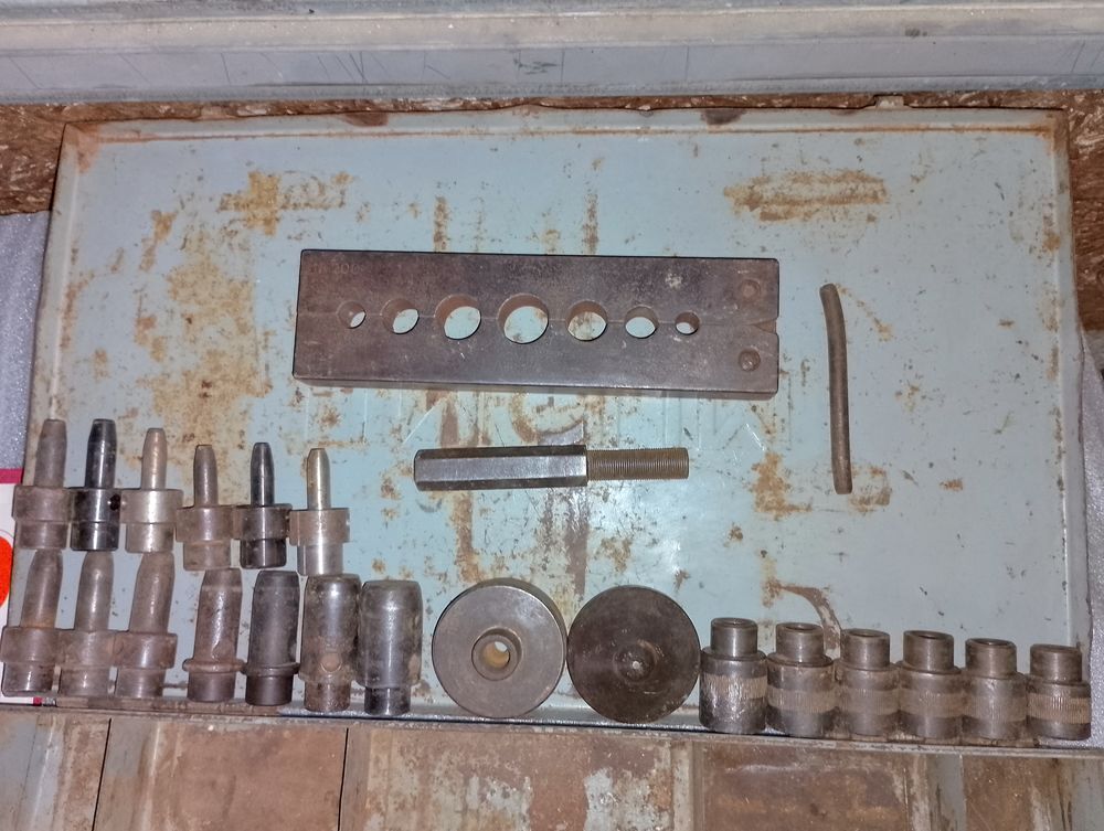 Outil a restreindre et faire des emboitages / tuyaux cuivre Bricolage