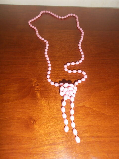 Sautoir perles roses (28B) 2 Tours (37)