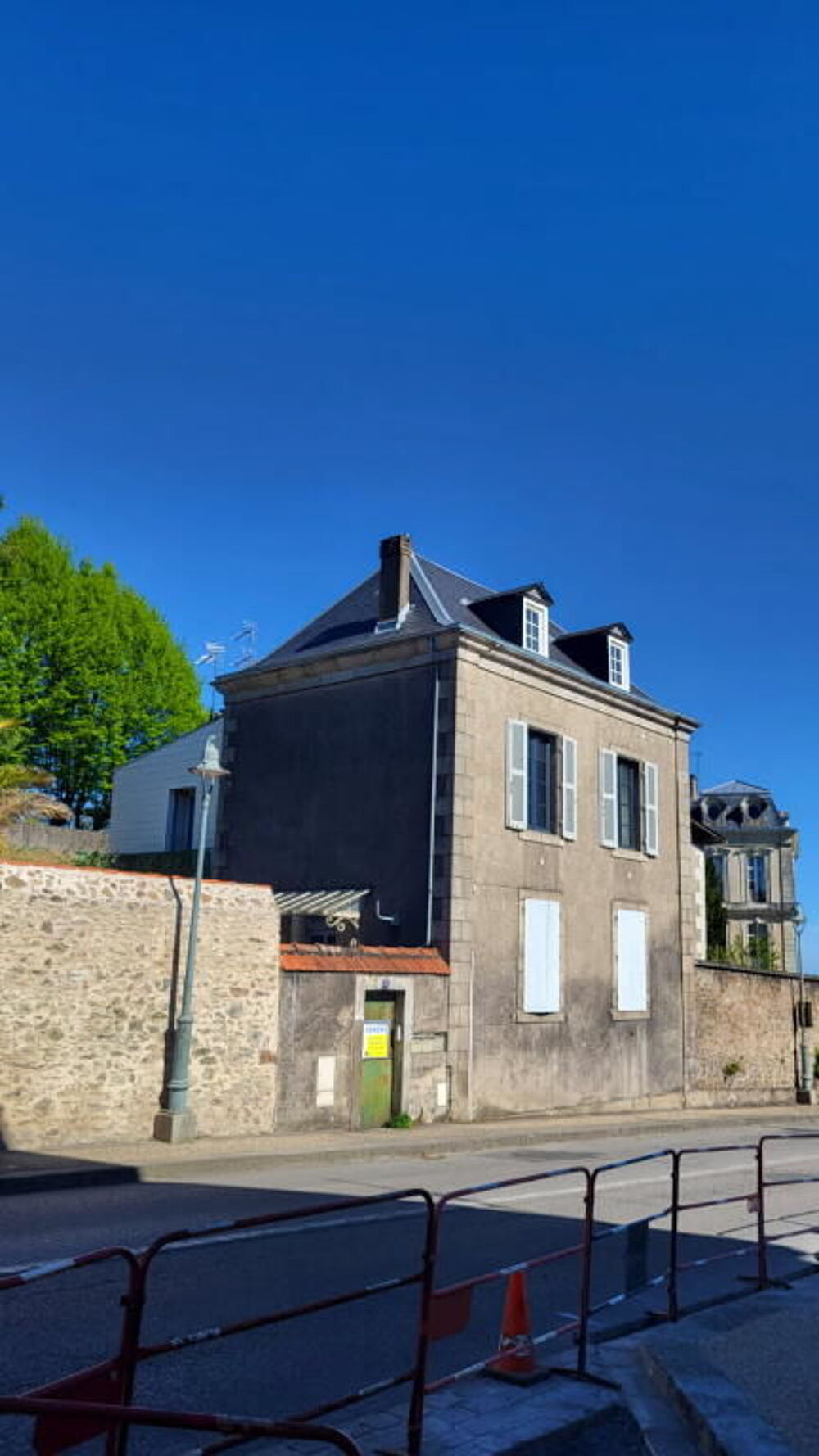 Vente Investisseur LOT DE TROIS APPARTEMENTS EN LOCATION Parthenay