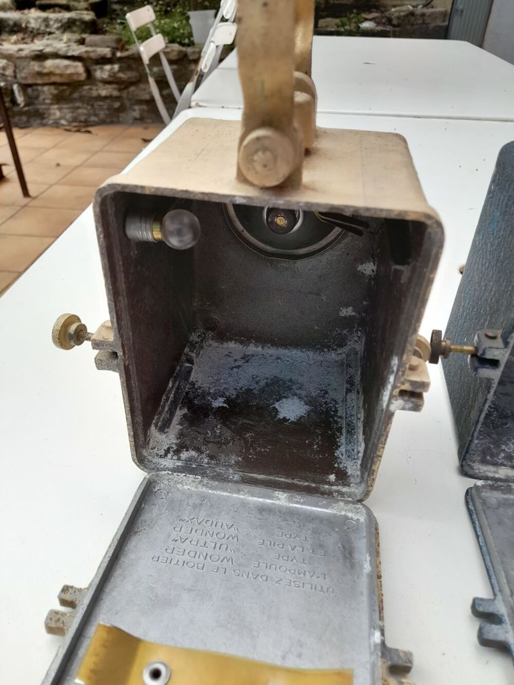 2 lanternes anciennes WONDER 