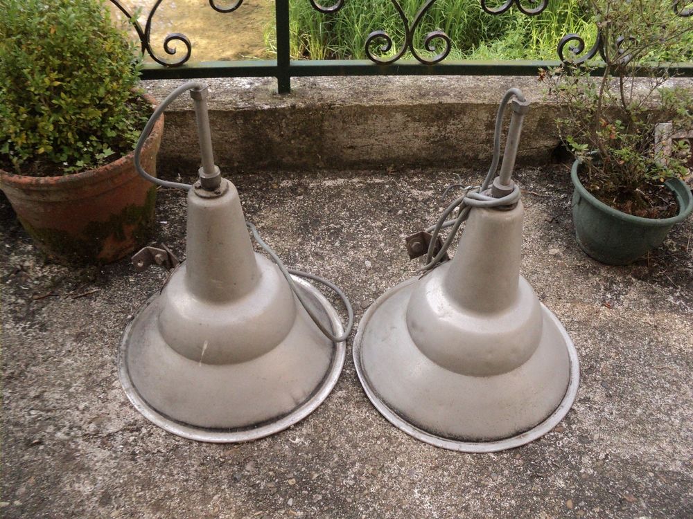 Paire de Grandes Lampes Abat-jours Industriel Aluminium Décoration