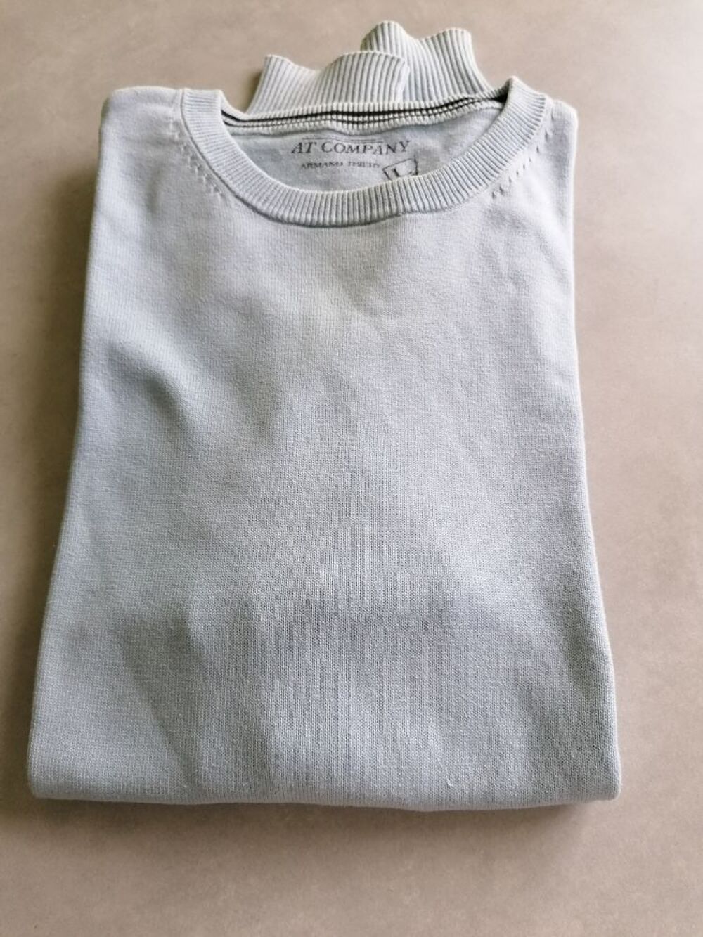 3 petits pulls homme V�tements