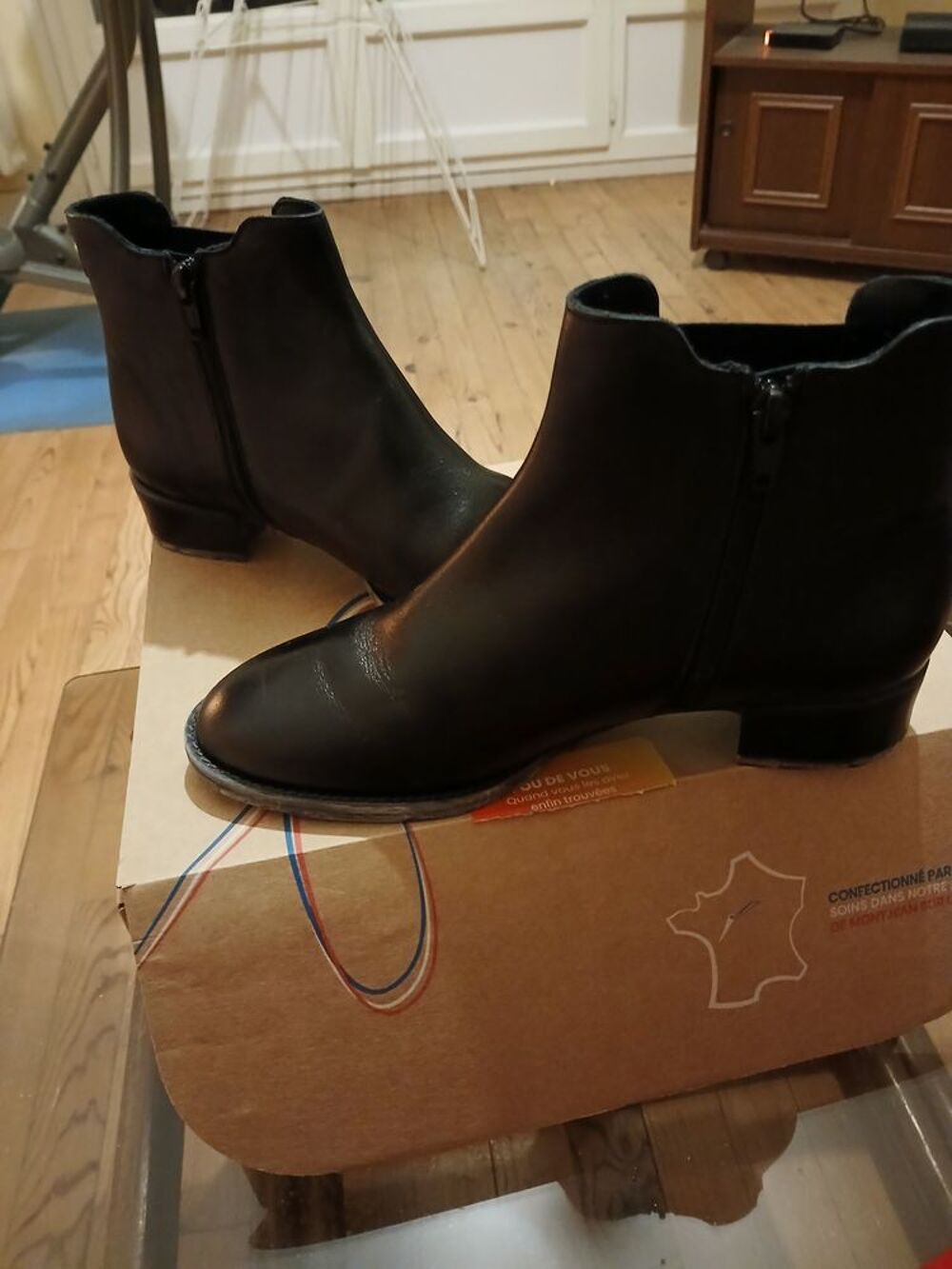 Bottines femme en cuir neuves pointure 37 Chaussures