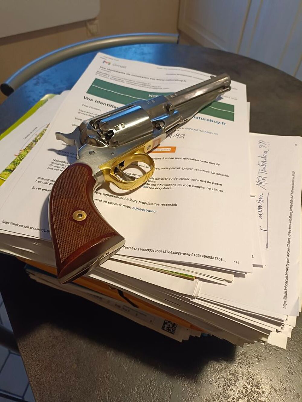 REPLIQUES UBERTI et PIETTA Poudre Noire 1851 et 1858 TB &eacute;tat 