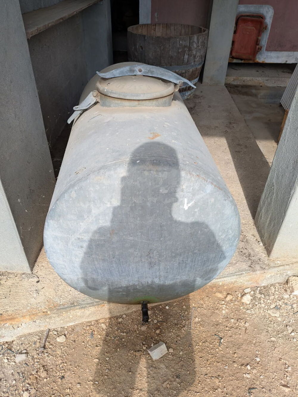 tonneau galvanis&eacute; Meubles