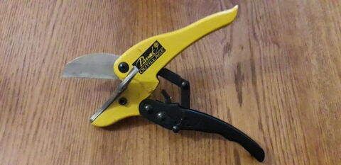 cisaille manuel  � tout faire. 5 Fr�vent (62)