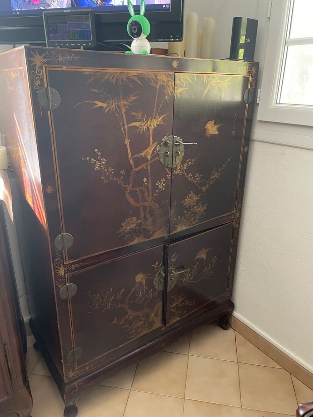 Meuble chinois laqu&eacute; pour TV et HIFI Meubles