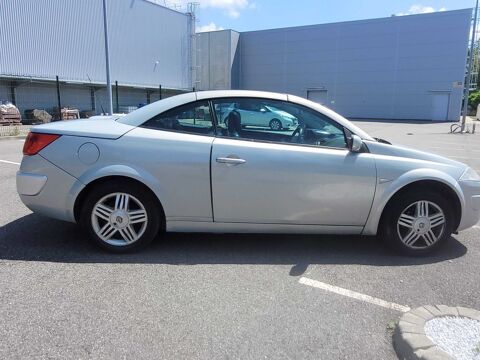 Renault megane cabriolet M&eacute;gane Cabriolet 1.6e