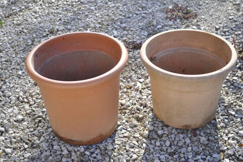 Lot de deux pots jardinage 5 Perreuil (71)
