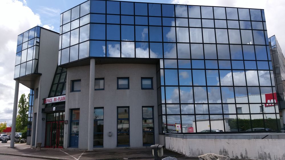   VENTE BUREAU PMR CHASSIEU RDCLe titre de votre annonce 