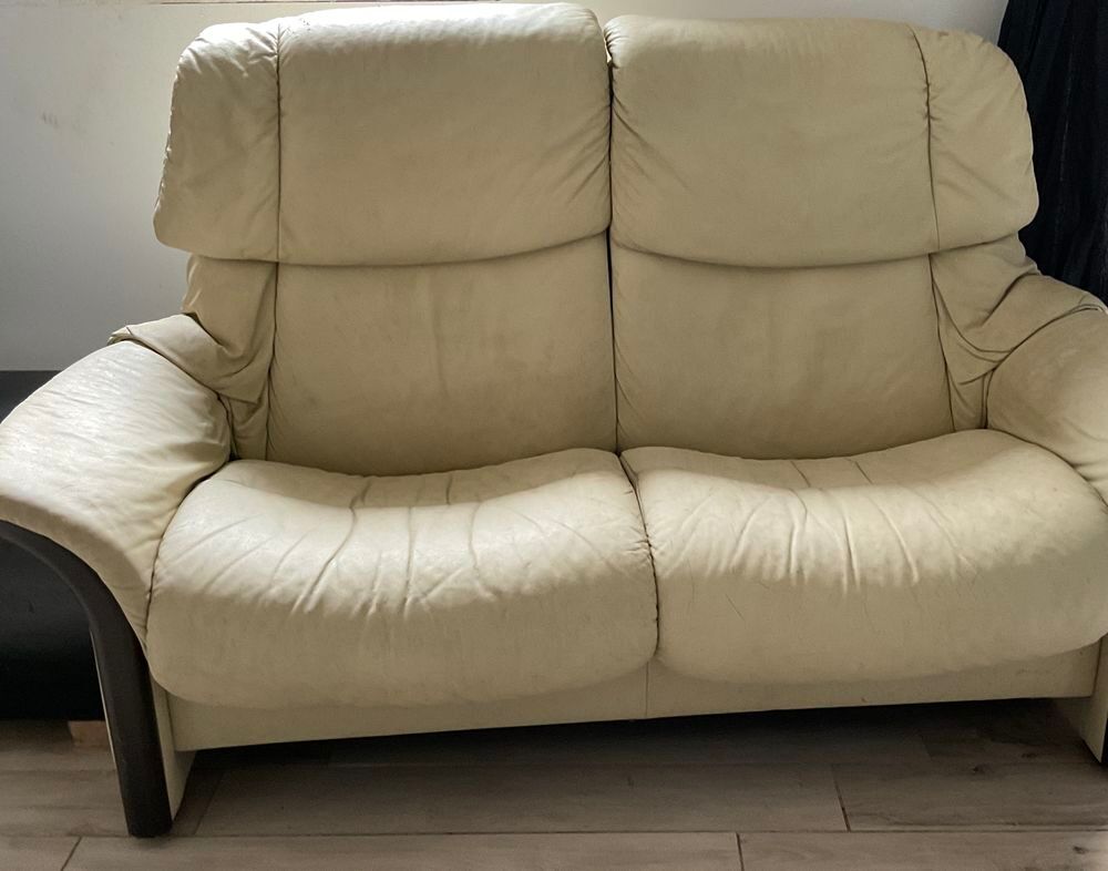 canap&eacute; beige cuir 2 places Meubles