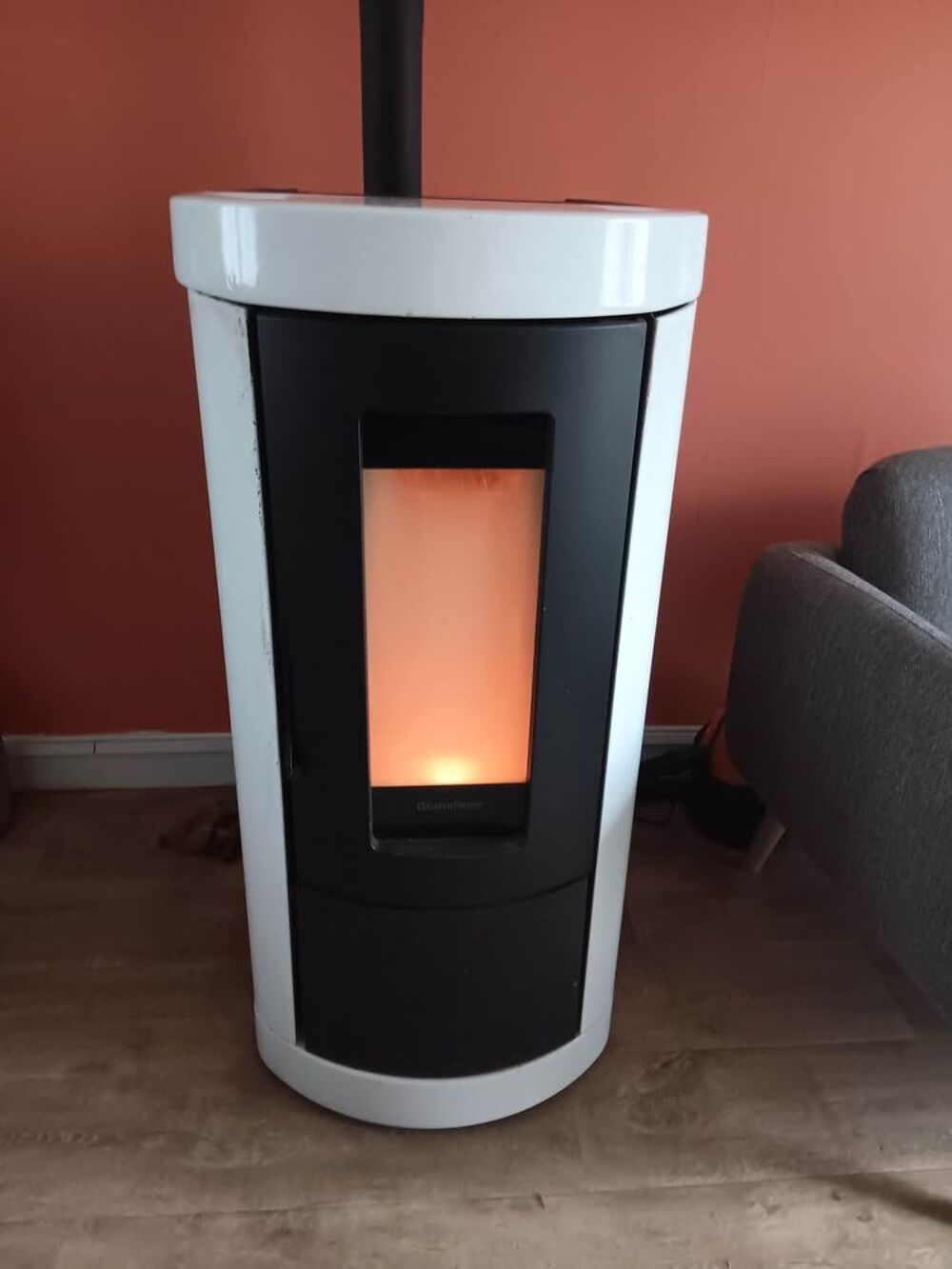poele a granul&eacute; rien a pr&eacute;voir juste a install&eacute; Bricolage