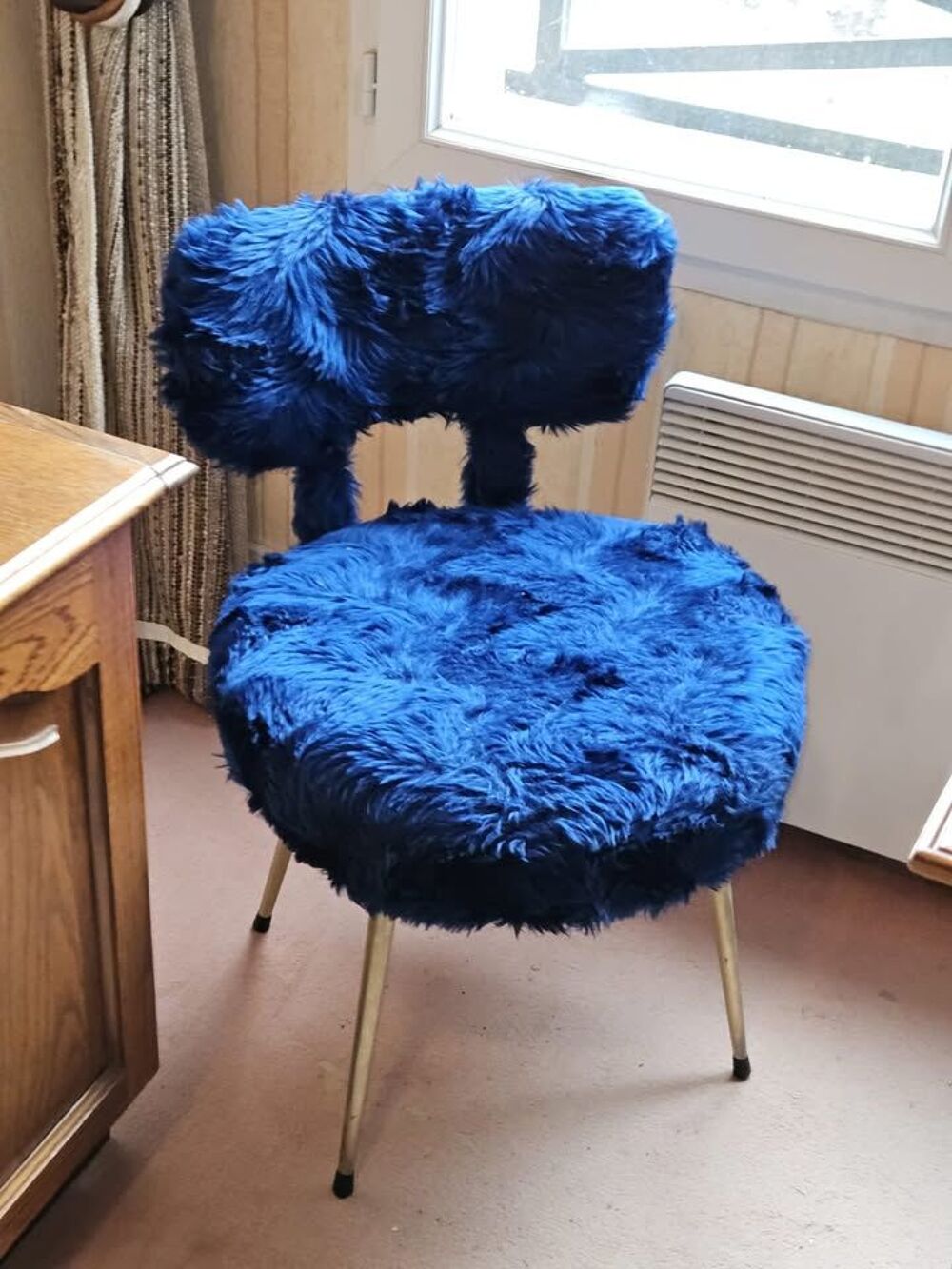 lot vintage fauteuil pouf coffre 2 tapis 2 coussins
85 € Meubles
