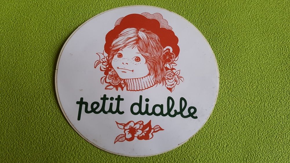 AUTOCOLLANT LE PETIT DIABLE 