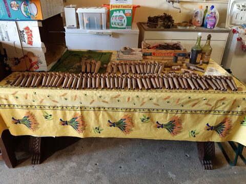 Lot de Robinets en Bois pour Tonneaux différentes tailles. 1 Le Vernois (39)