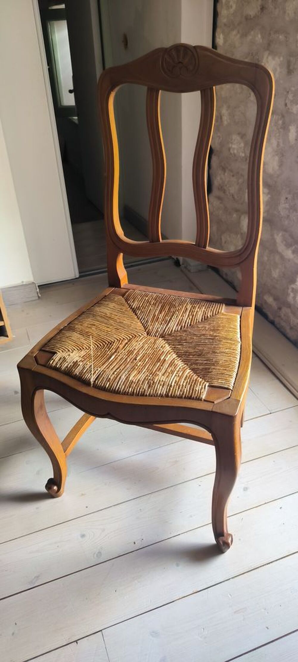 lot table,meuble,chaises en merisier Meubles