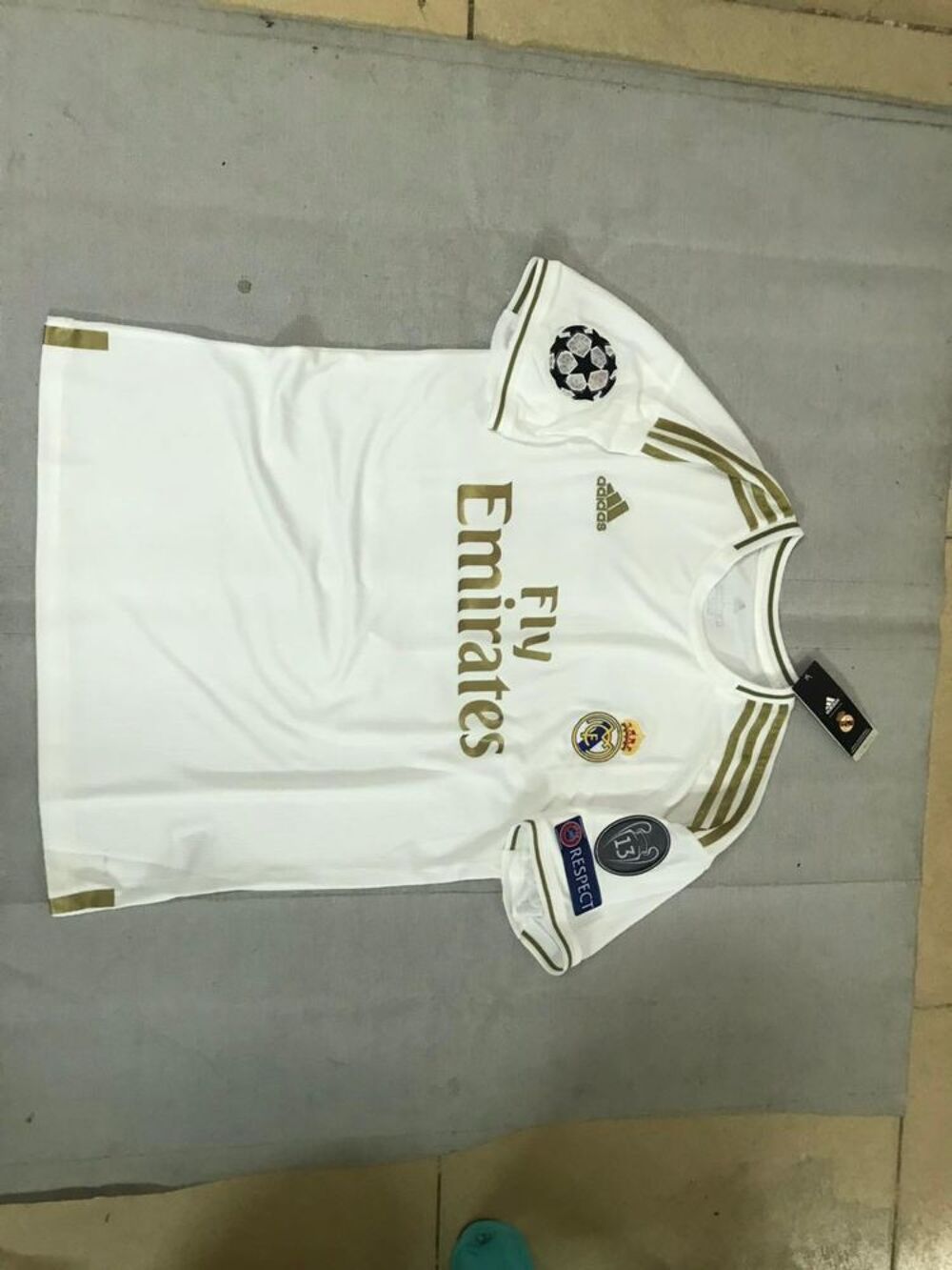 de maillot de foot. Real Madrid Barcelone juventus Vêtements