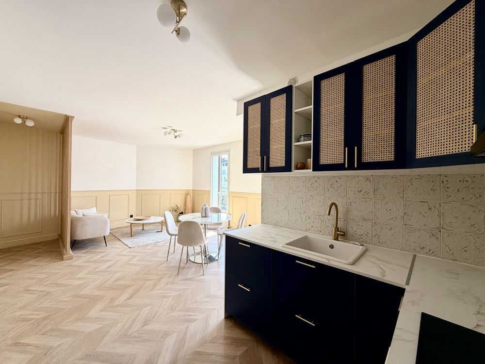 Vente Appartement 3 pièces 66 m² HYPER CENTRE - entièrement rénové Suresnes