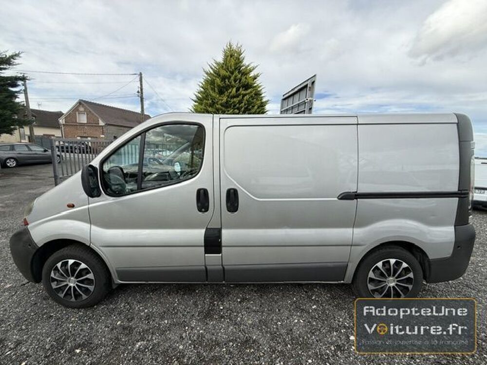 Trafic TRAFIC FGN L1H1 1000 KG 1.9 dCi 80 2004 occasion 60510 Therdonne
