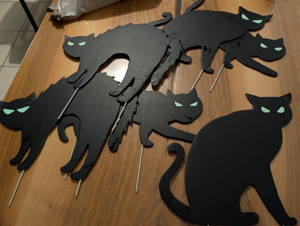 6 grands chats avec yeux phosphorescent HALLOWEEN Décoration