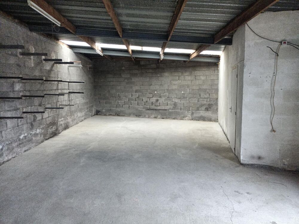 Location Parking/Garage Garage 90m2 Tomblaine