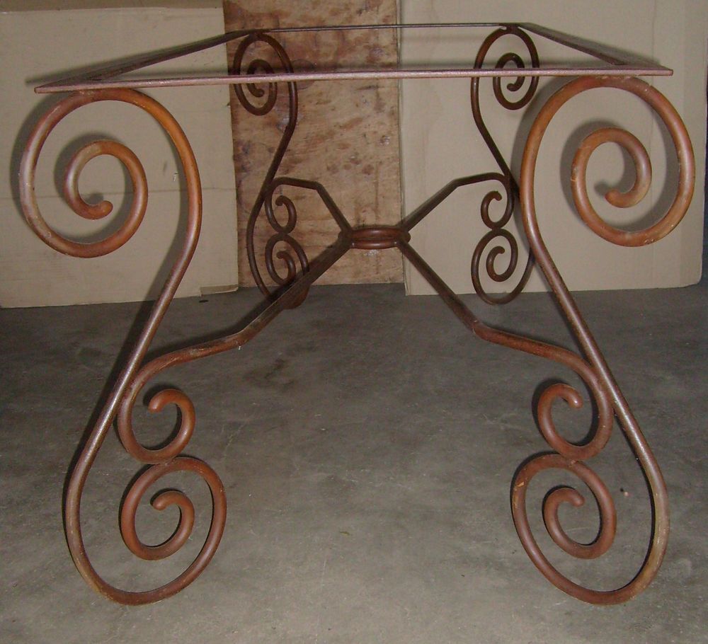Pieds de Table en Fer Forg&eacute; Meubles
