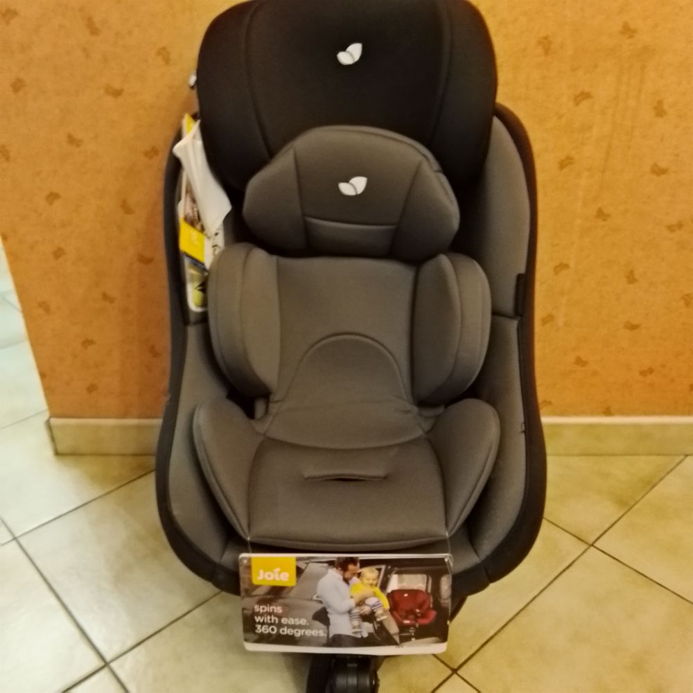 Si&egrave;ge auto marque joie 
06 95 10 31 00 Puériculture