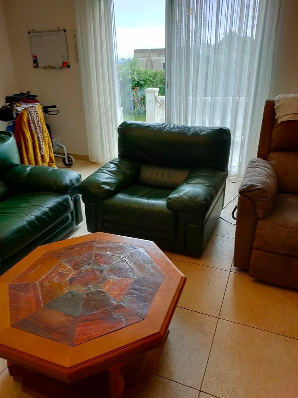 Canap&eacute; cuir + fauteuil vert fonc&eacute; Meubles