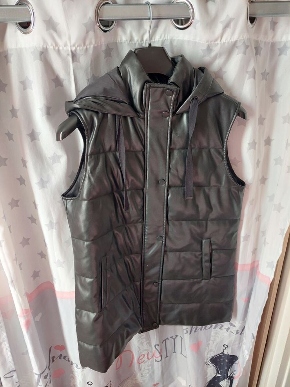 V&ecirc;tements diverses V�tements