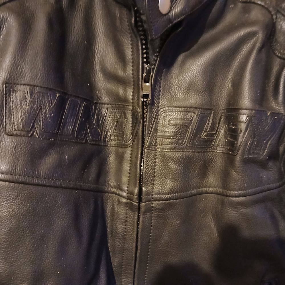 BLOUSON CUIR Vêtements