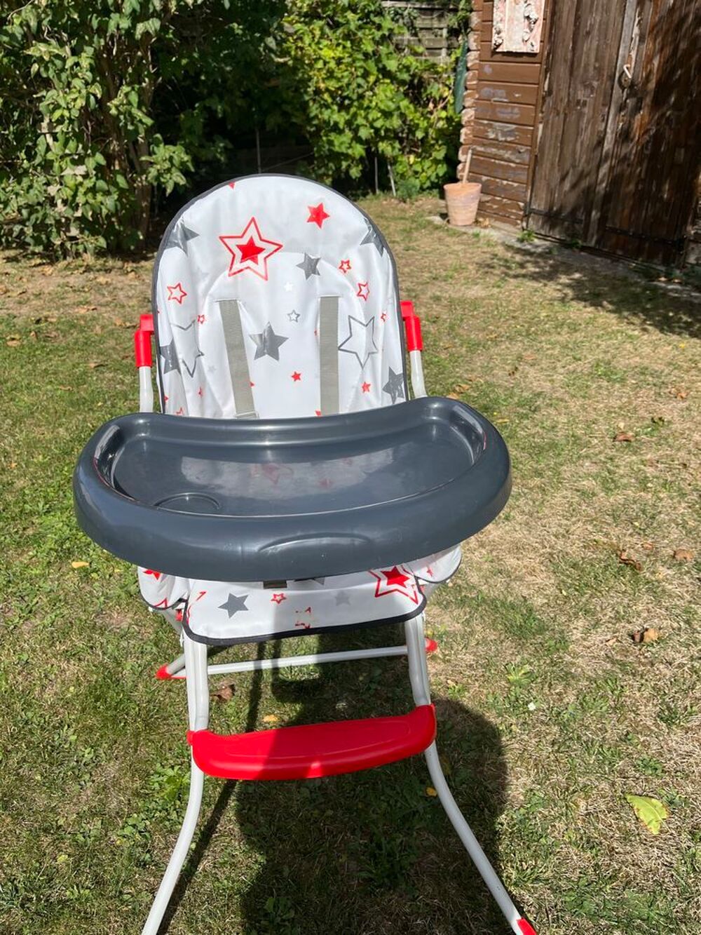 chaise haute pour b&eacute;b&eacute; Puériculture