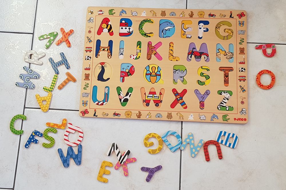 Puzzle abecedaire en bois DJECO Jeux / jouets