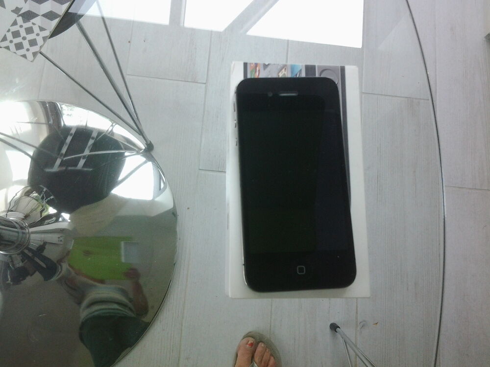 i phone 4s Téléphones et tablettes