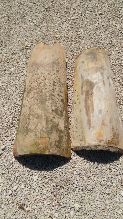 TUILE ANCIENNES 17EMME 3 Mont�limar (26)