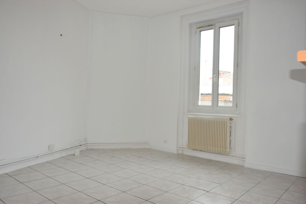 Location Appartement F3 + cuisine - 65 m² - Quartier d'affaire Chateaucreux -Gare Saint-Étienne