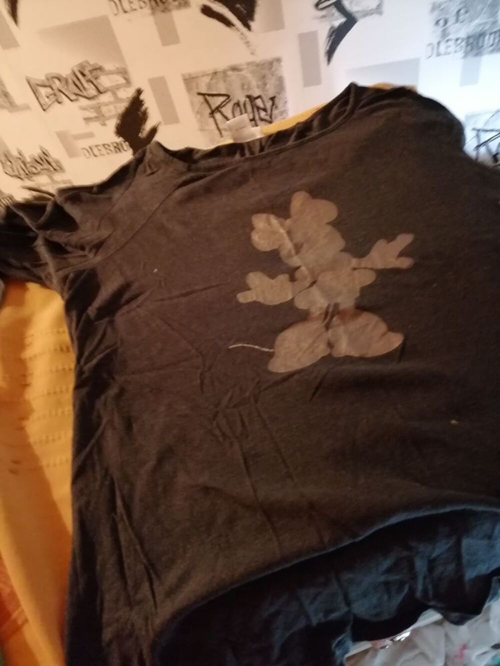 Tee-shirt Vêtements
