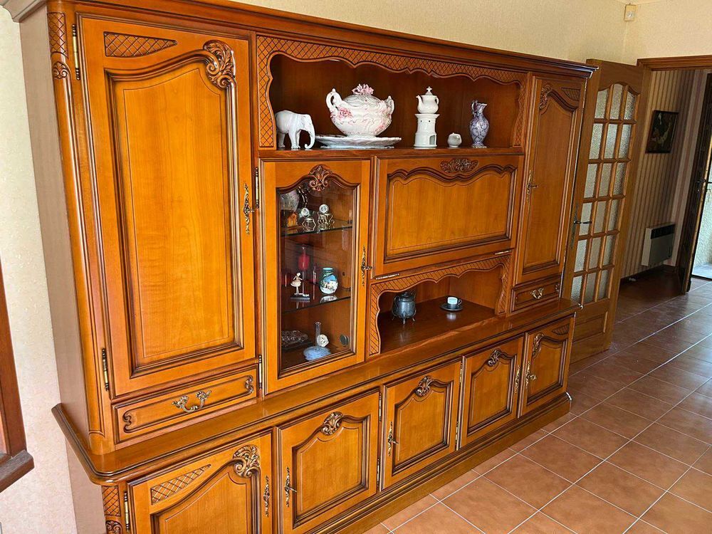 Buffet vaisselier en merisier Meubles