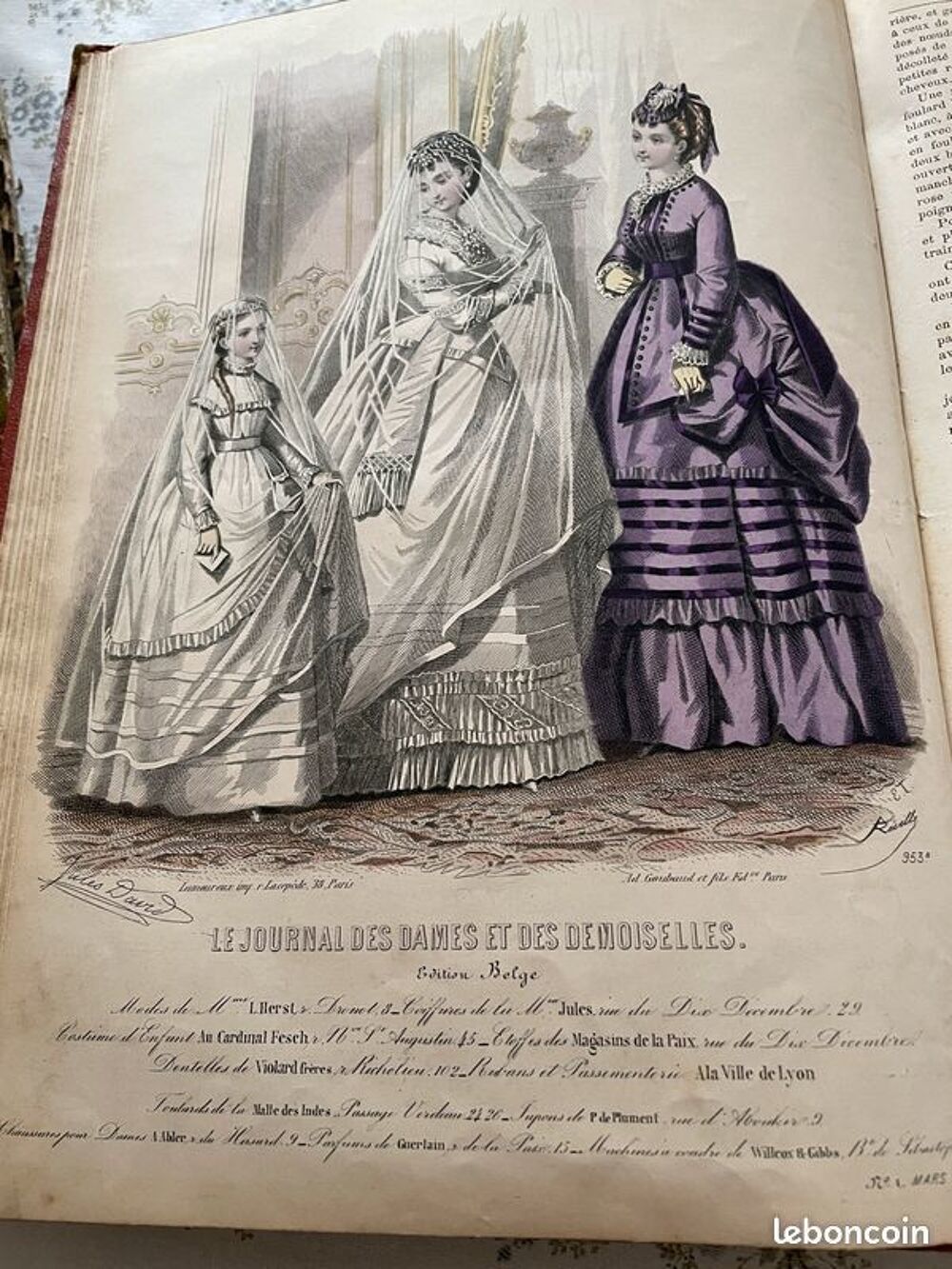 LIVRE ANCIEN DE MODE Livres et BD