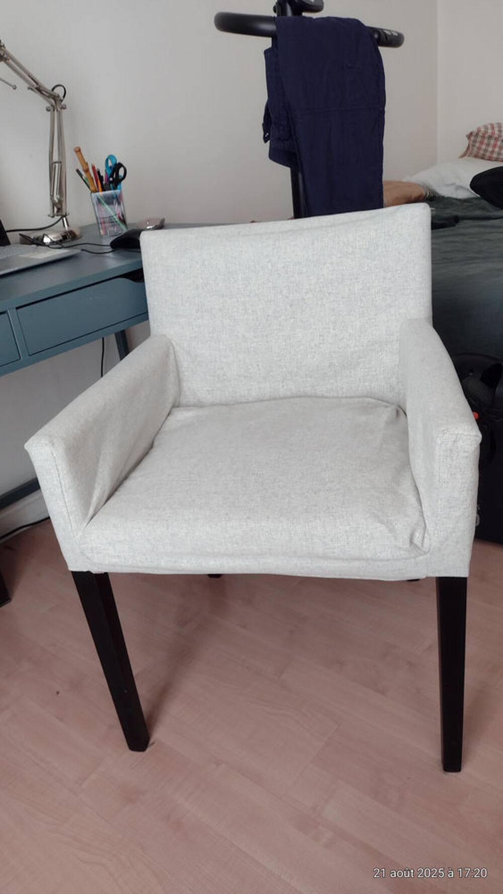 Fauteuil Ik&eacute;a &eacute;cru Meubles