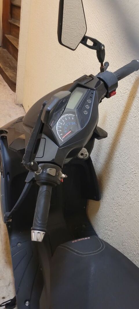 Scooter DIVERS 2022 occasion P&eacute;ronne 80200