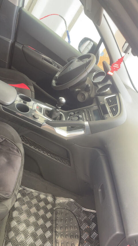 Peugeot 3008 1.6 HDi 115ch FAP Business Pack