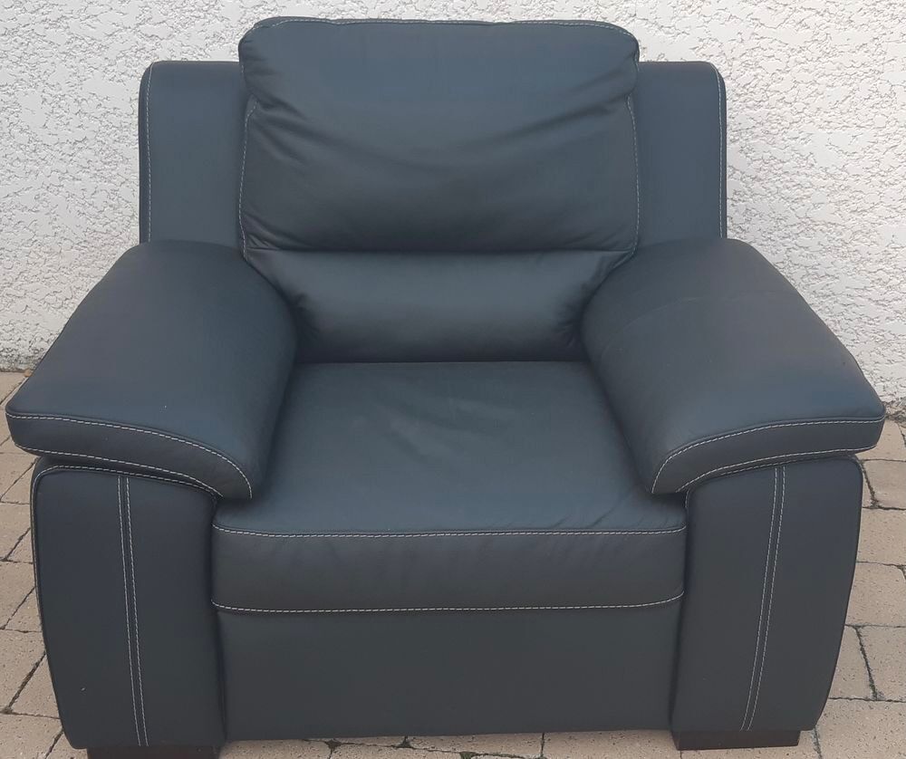 fauteuil moderne cuir noir Meubles